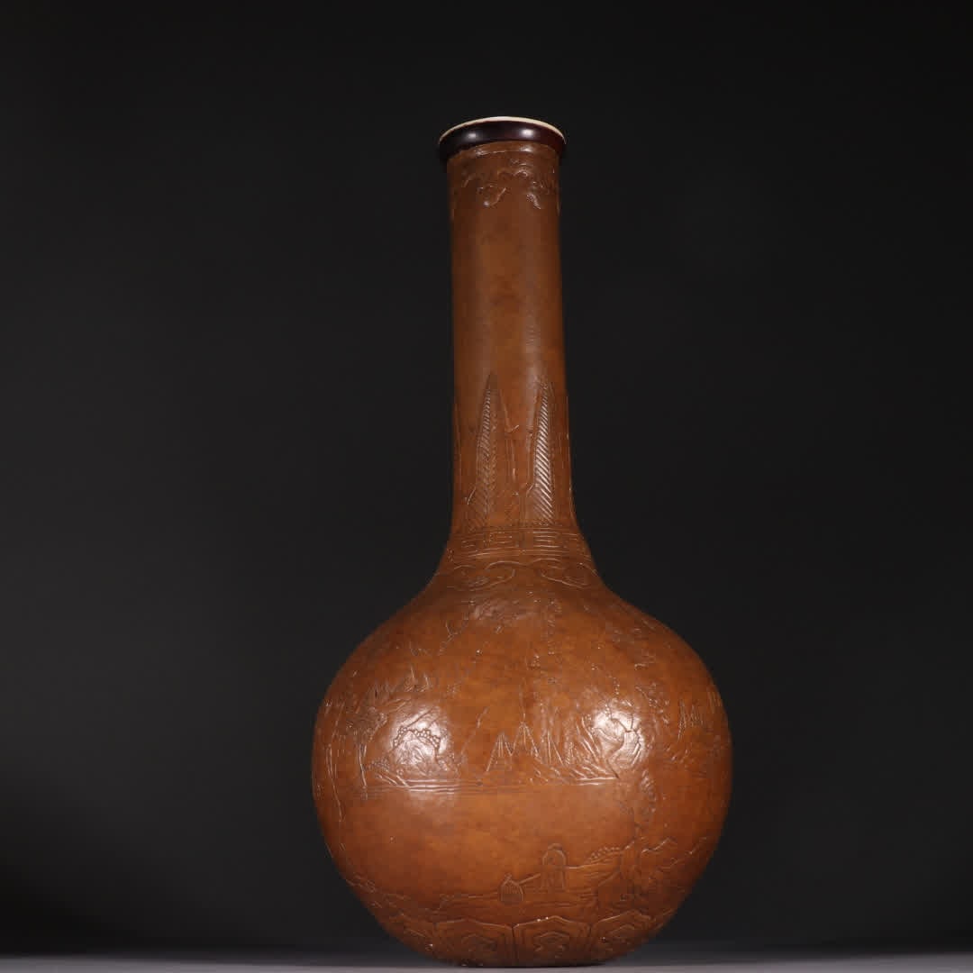 A Qing Dynasty gourd landscape figure celestial ball vase: Qing Dynasty gourd landscape figure Tianqiu vase SIZE: H:31cm W:15cm W:140.9g (The Dimensions Of All Batches Are Manually Measured.If You Need More Detailed Information, Please Contact Our Customer Se