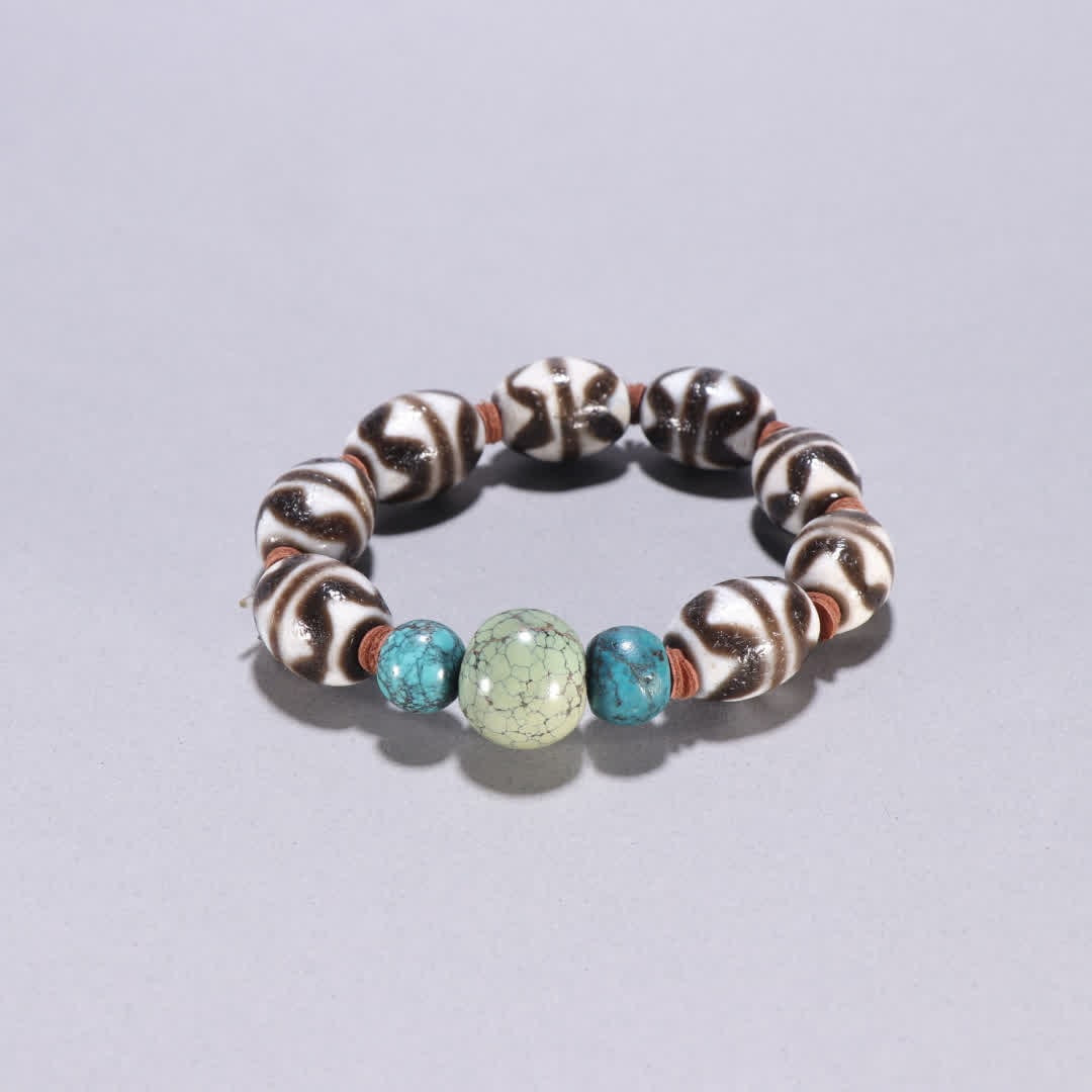 A Qing Dynasty Shangken Tianzhu bracelet: Qing Dynasty Shangken Tianzhu bracelet SIZE: Bead diameter 1.5cm W: 66.4g (The Dimensions Of All Batches Are Manually Measured.If You Need More Detailed Information, Please Contact Our Customer Servic