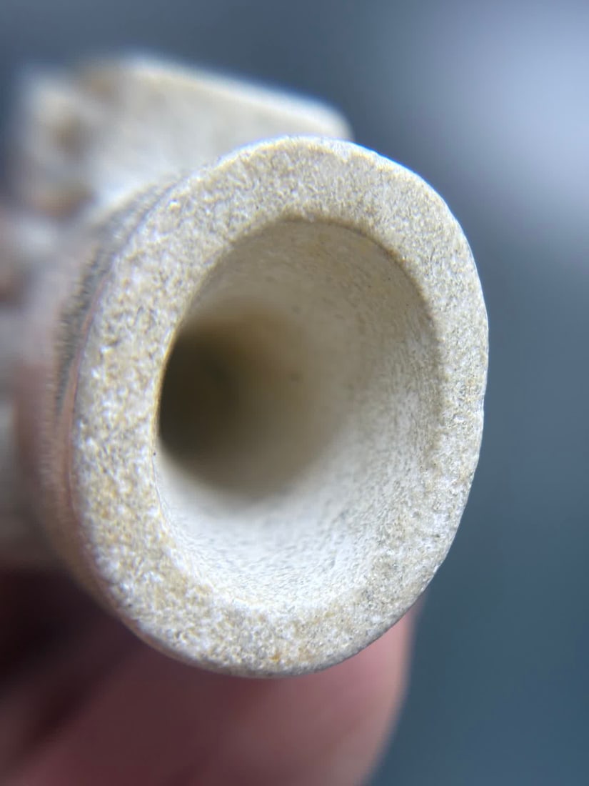 A Han Dynasty dragon-patterned jade pipe - 6