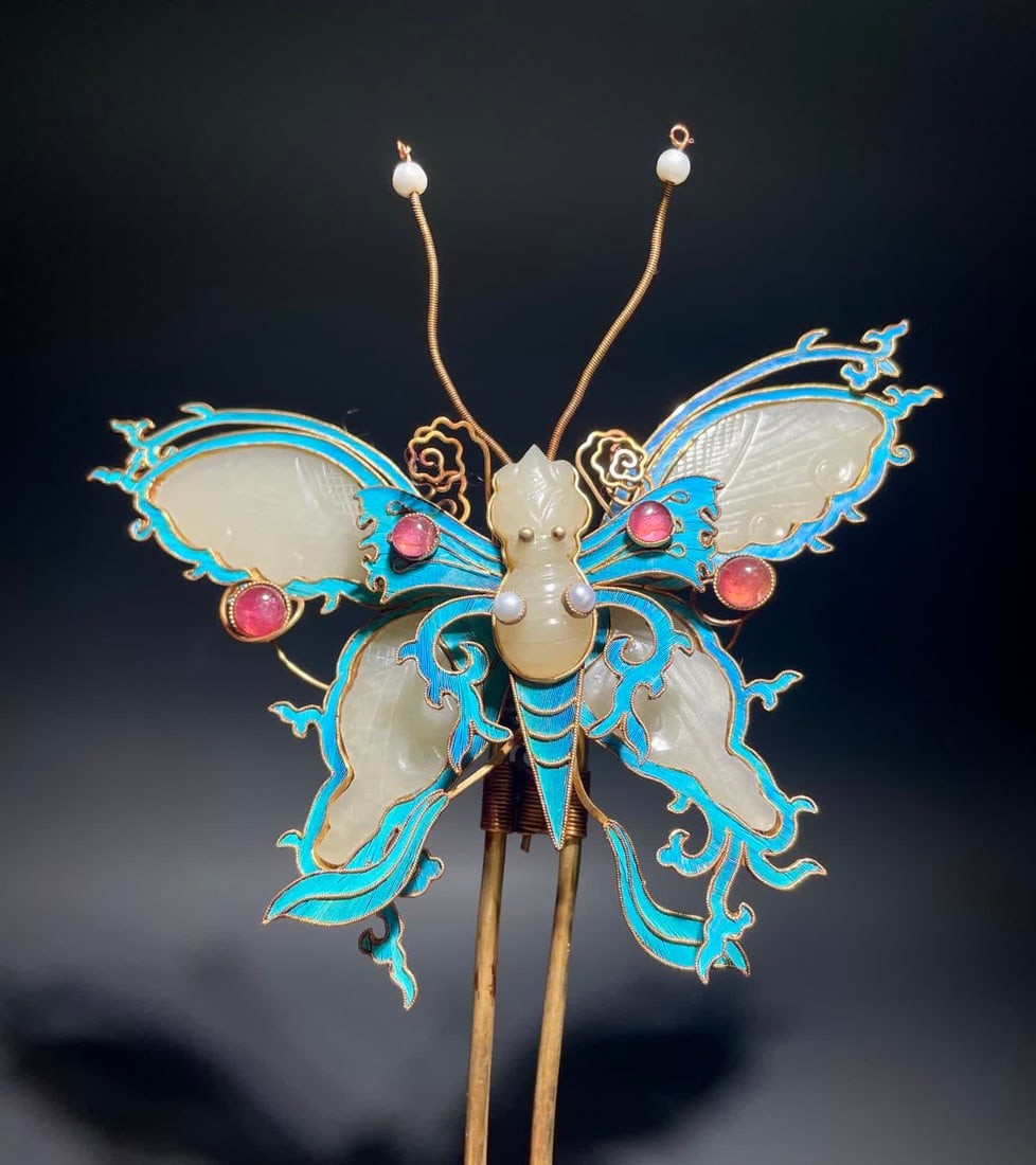 A Qing Dynasty silver-gilt jade-dotted emerald hairpin - 5