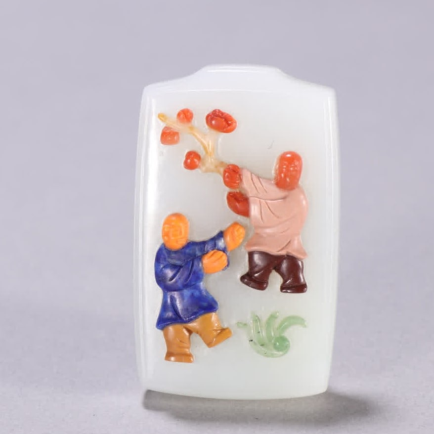 A Qing Dynasty Hetian jade inlaid multi-treasure character story card: Qing Dynasty Hetian jade inlaid multi-treasure character story card SIZE: L:5.4cm W:3.3cm W:53.5g (The Dimensions Of All Batches Are Manually Measured.If You Need More Detailed Information, Please Con