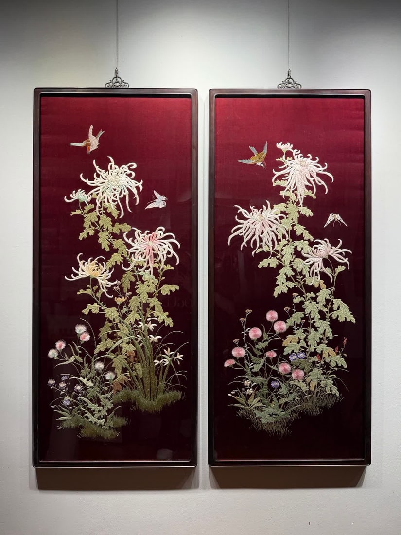 A pair of Republic of China Bordeaux red embroidery flowers bloom richly: Republic of China Bordeaux red embroidery flowers bloom richly SIZE: 143x62cm (The Dimensions Of All Batches Are Manually Measured.If You Need More Detailed Information, Please Contact Our Customer