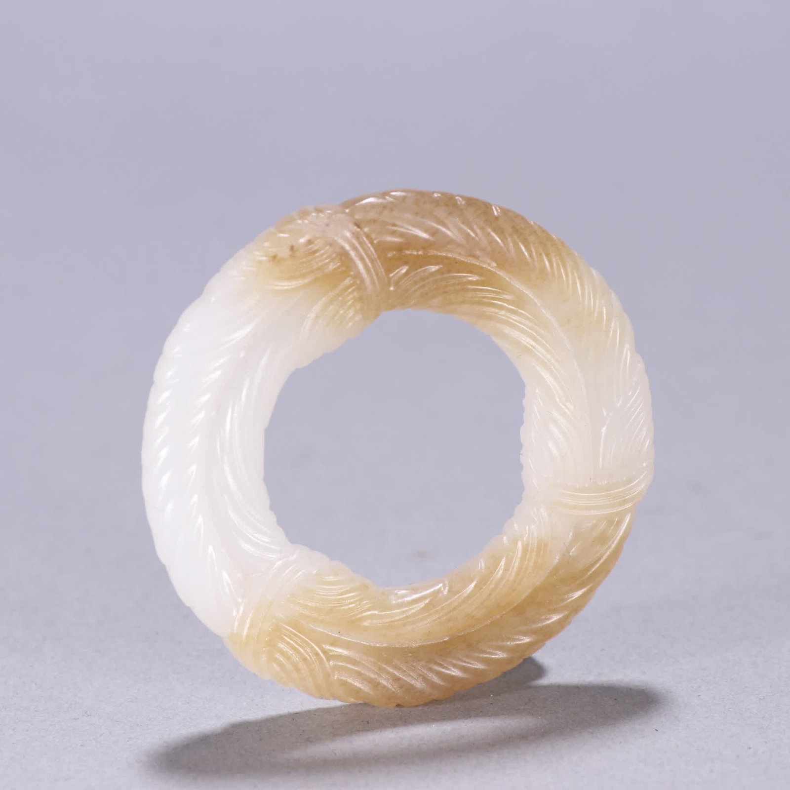 A piece of Qing Dynasty Hetian jade seed material rubber wire ring: Qing Dynasty Hetian jade seed material rubber wire ring SIZE: W:5.3cm W:22.6g (The Dimensions Of All Batches Are Manually Measured.If You Need More Detailed Information, Please Contact Our Customer
