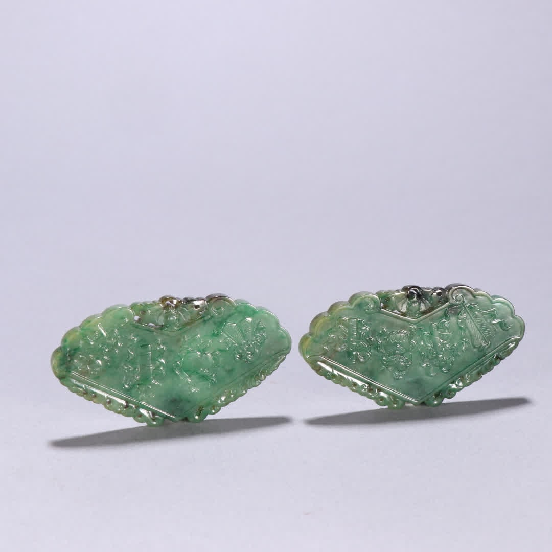 A pair of Qing Dynasty jade dark eight immortal pattern pendants: A pair of jade dark eight immortal pattern pendants in the Qing Dynasty SIZE: H: 3.4cm W: 6.4cm Total W: 39g (The Dimensions Of All Batches Are Manually Measured.If You Need More Detailed Information,