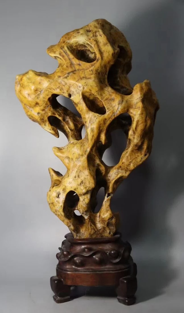 A Qing Dynasty Huangtaihu Shishanzi study ornament: Qing Dynasty Huangtaihu Shishanzi study ornament SIZE: With base H: 72cm W: 39cm T: 19cm W: 28kg (The Dimensions Of All Batches Are Manually Measured.If You Need More Detailed Information, Please