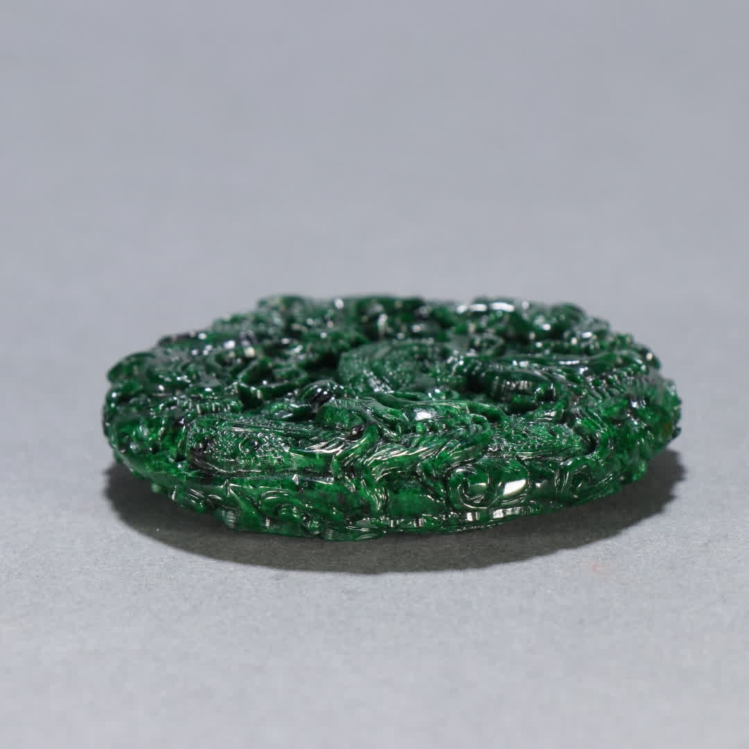 A jade dragon pattern hanging - 9