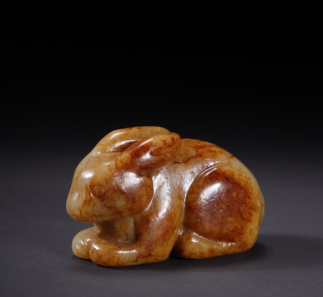 A Ming Dynasty Hetian jade rabbit (1 of 9)