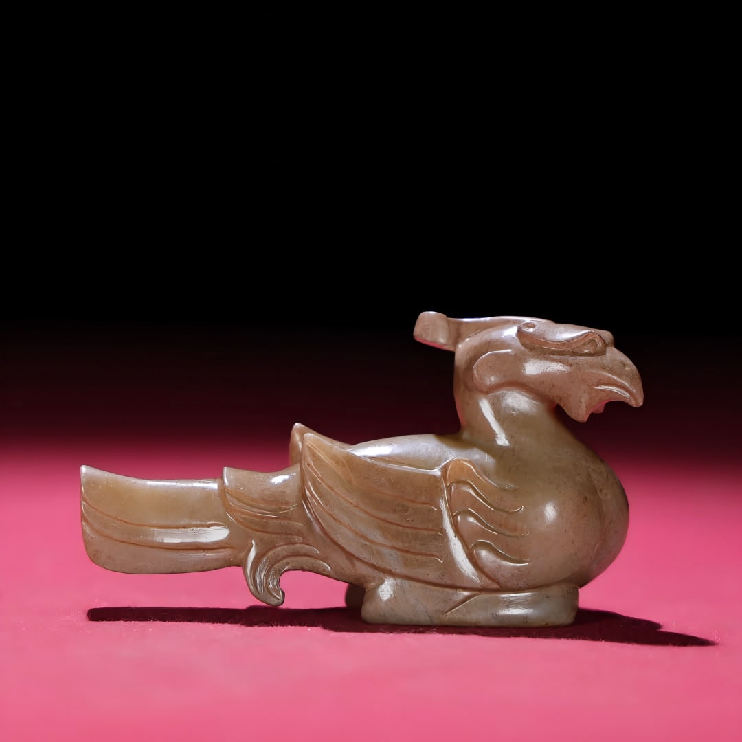 A Han Dynasty jade phoenix bird handle (1 of 9)