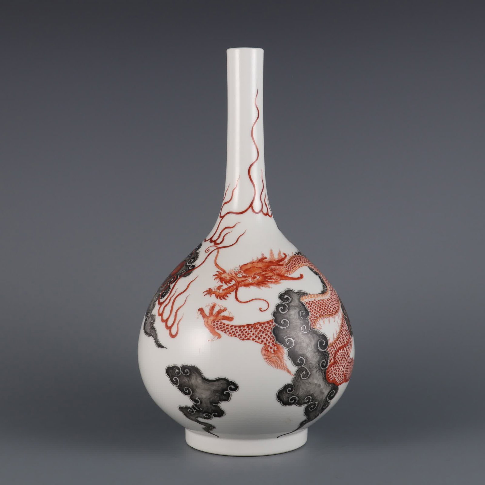 A Qing Dynasty Qianlong alum red ink colored cloud dragon pattern gall bottle (1 of 9)