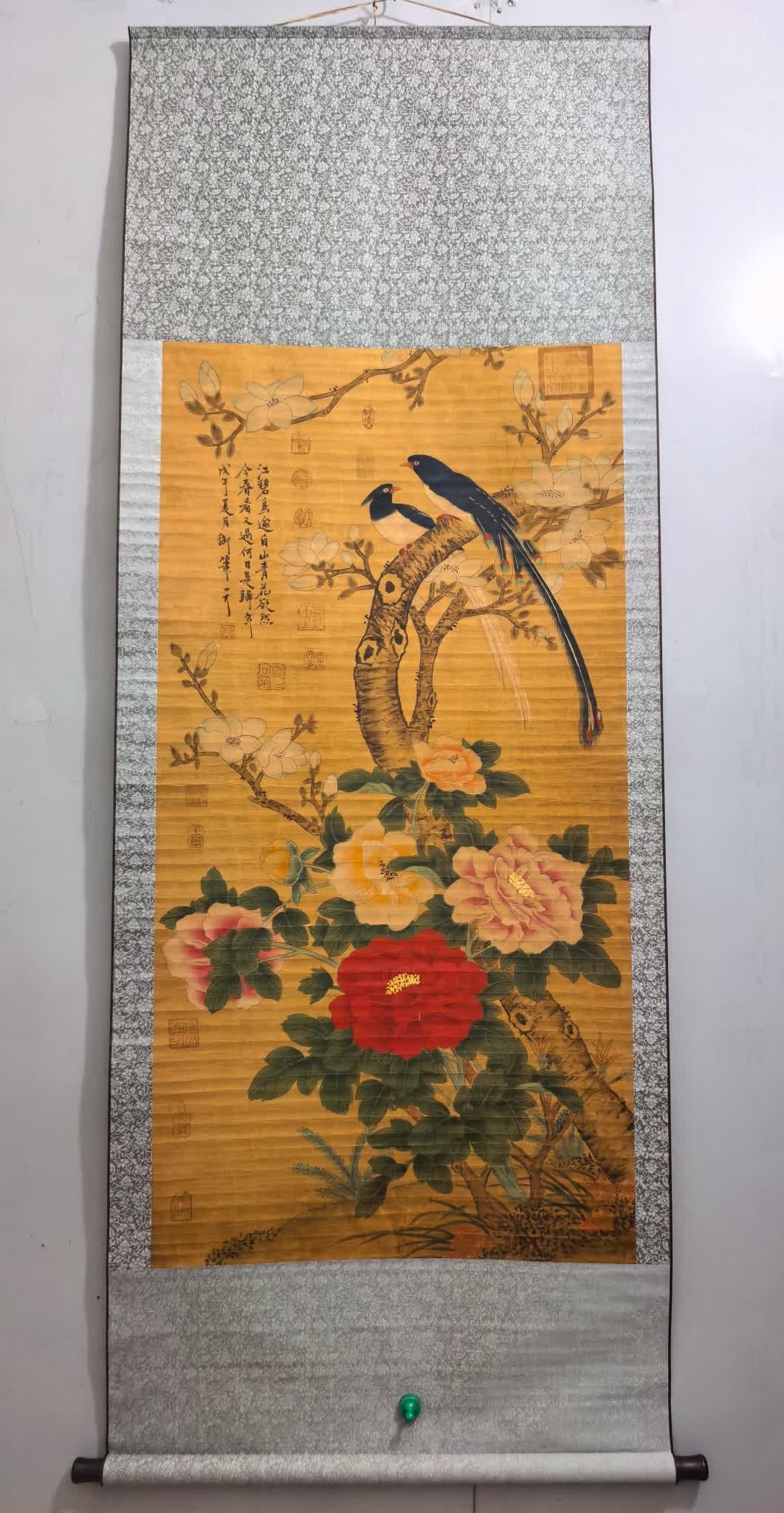 A picture of flowers and birds (1 of 9)