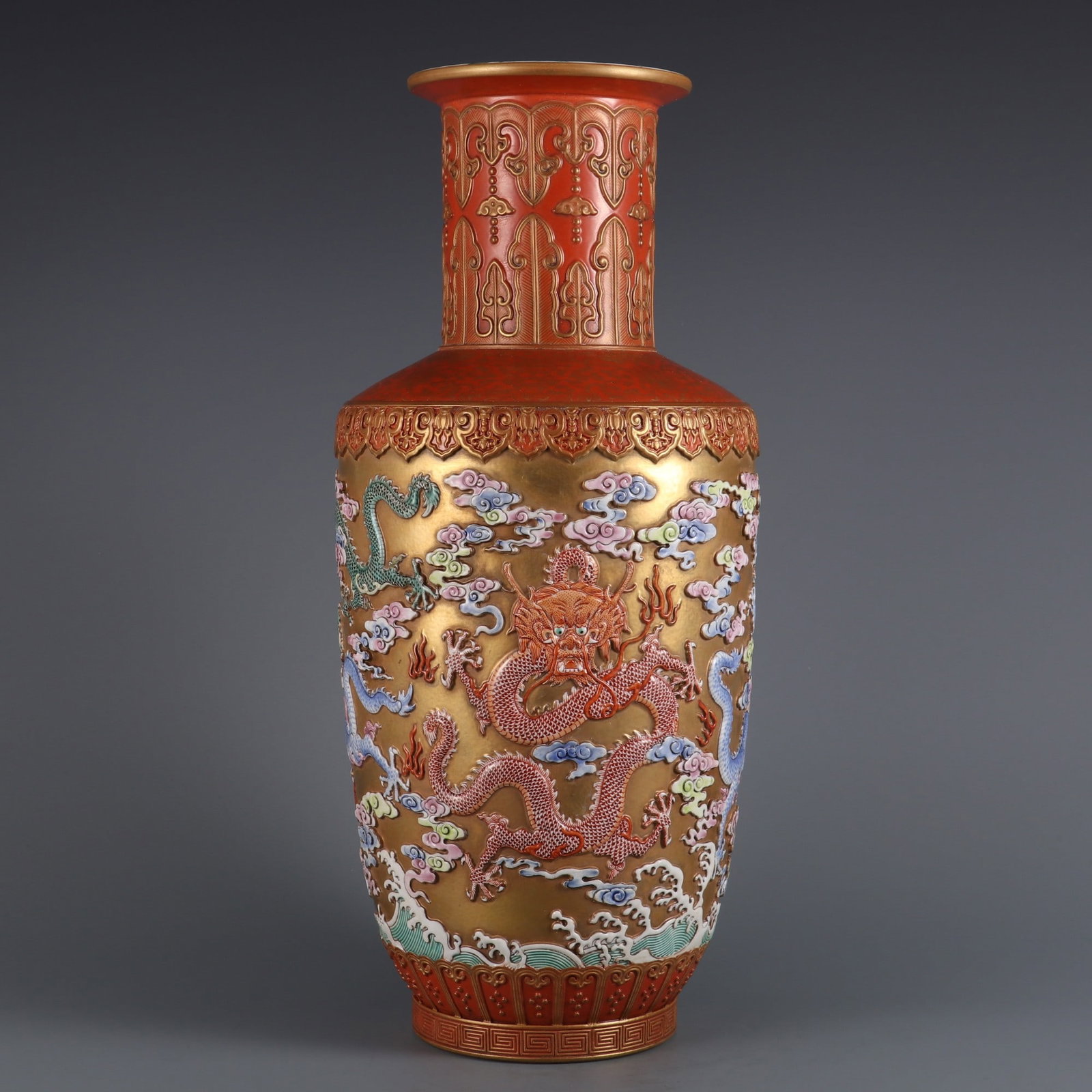 An Exquisite Famille-Rose Dragon Pattern Seawater Pattern Lotus Pattern Vase: An Exquisite Famille-Rose Dragon Pattern Seawater Pattern Lotus Pattern Vase Qing Dynasty, China Qianlong Six-character Mark Size:41.8cm (The Dimensions Of All Batches Are Manually Measured.If You Nee