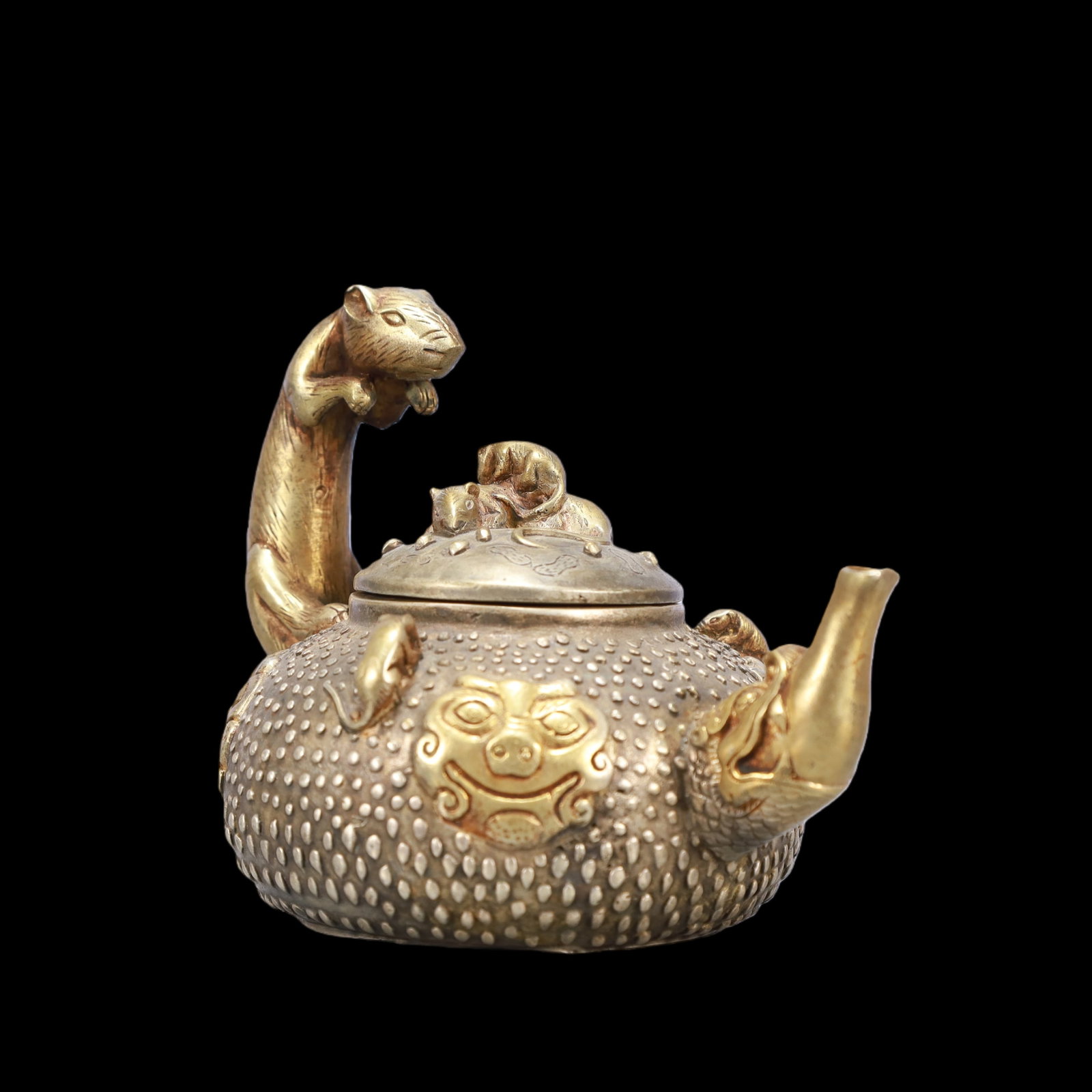 A Exquisite Gilt Silver Beast-Face Pattern Teapot - 2