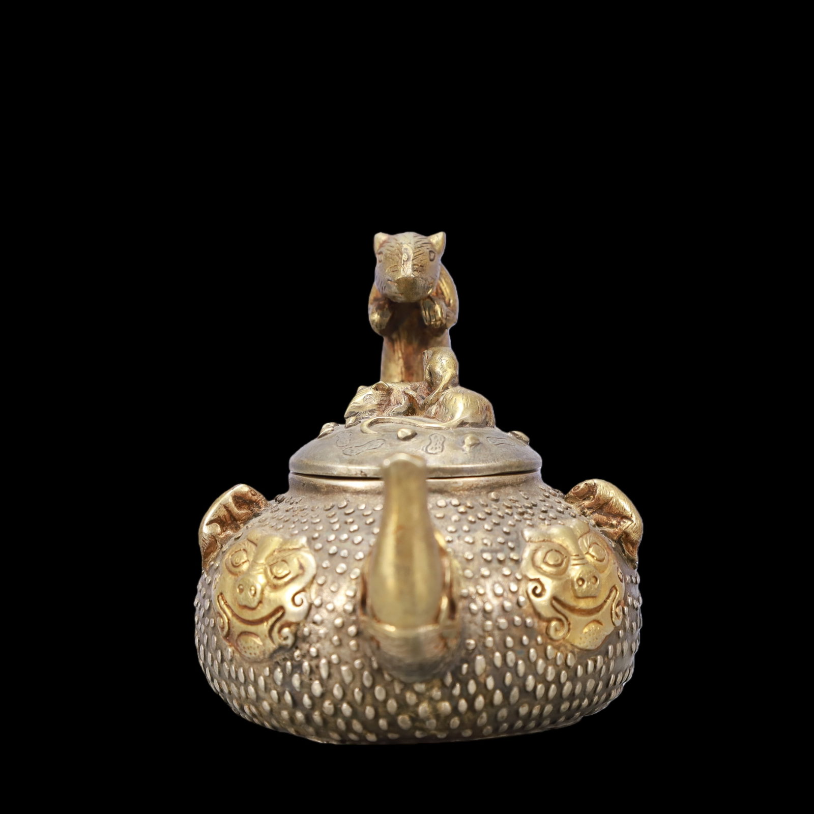 A Exquisite Gilt Silver Beast-Face Pattern Teapot - 3