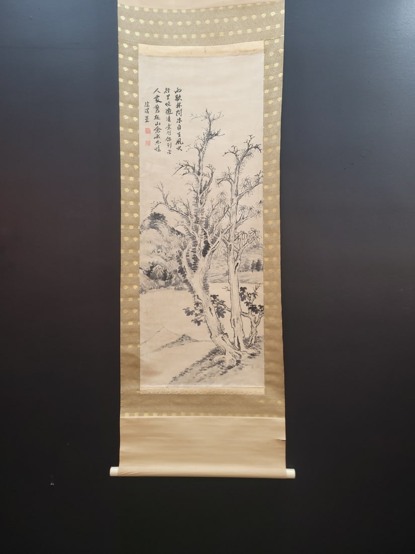 A Chinese Vertical Scroll Ink Painting of Flower on Paper: A Chinese Vertical Scroll Ink Painting of Flower on Paper Xu wei Without frame Size:40.5cmx108cm (The Dimensions Of All Batches Are Manually Measured.If You Need More Detailed Information, Please Cont