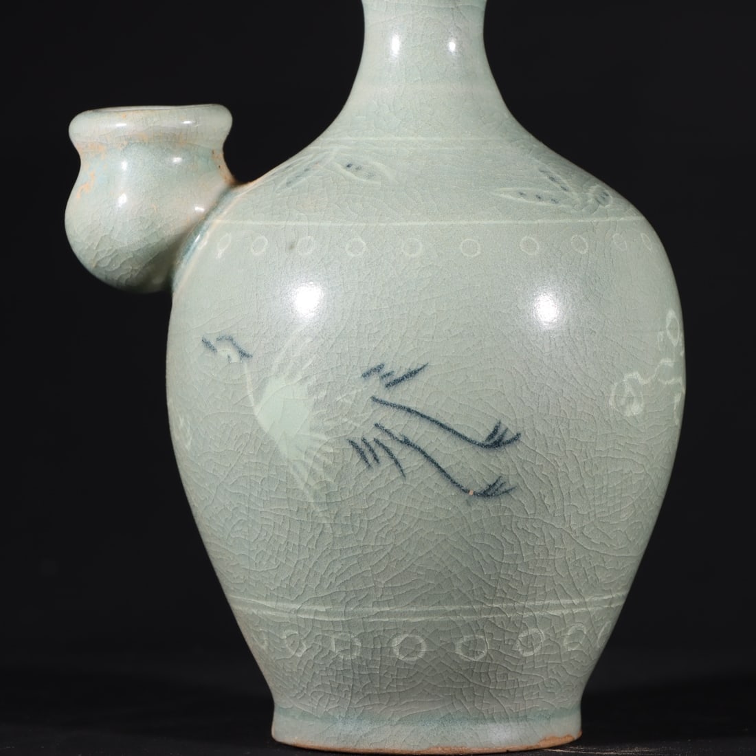 An Exquisite Celadon Crane Pattern Vase - 4