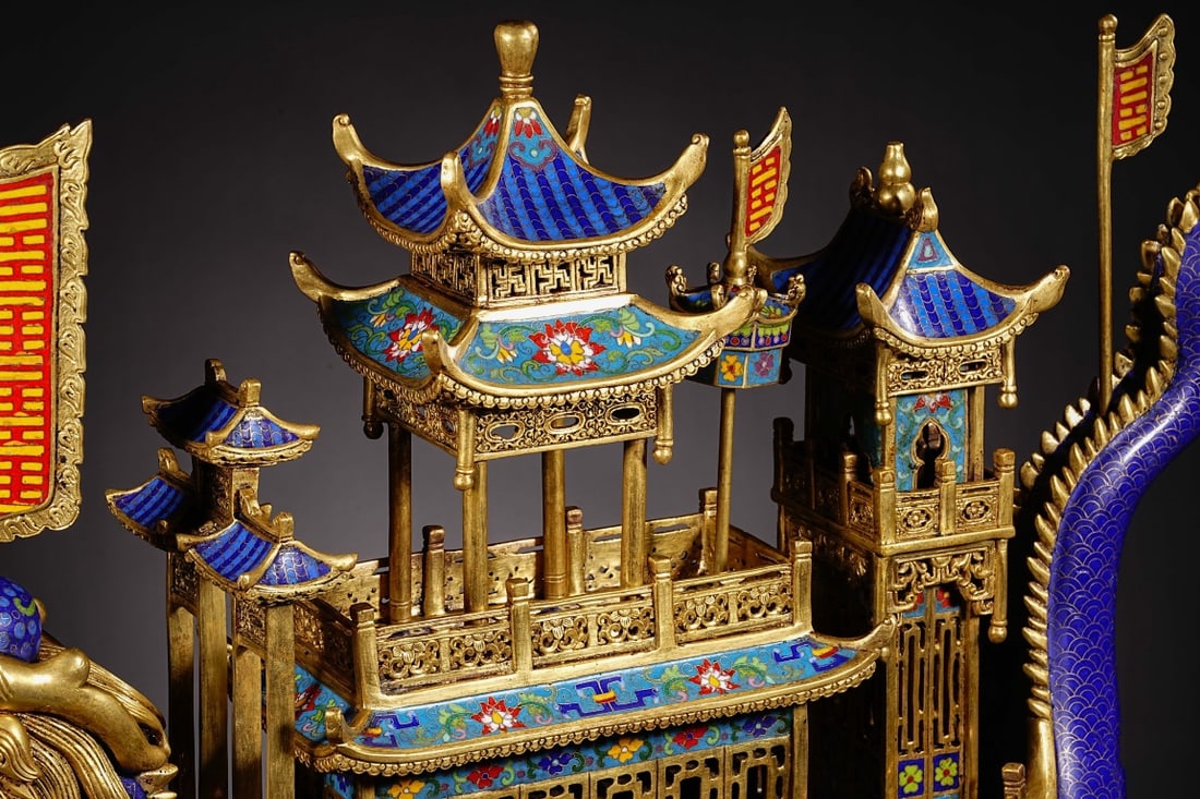 An Exquisite Cloisonne Lotus Pattern Ornament - 3