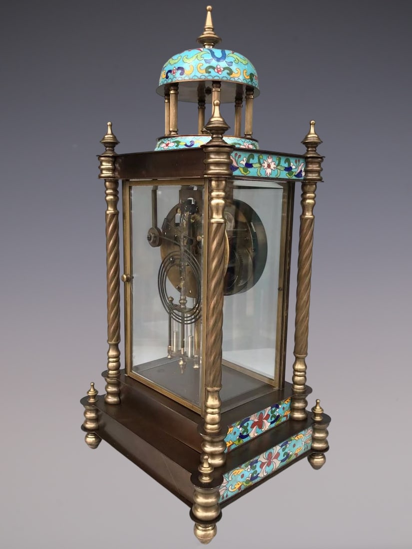 An Exquisite Bronze Lotus Pattern Clock - 7