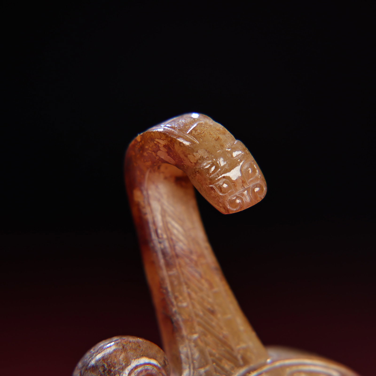 An Exquisite White Jade Bird Pattern Hook - 5