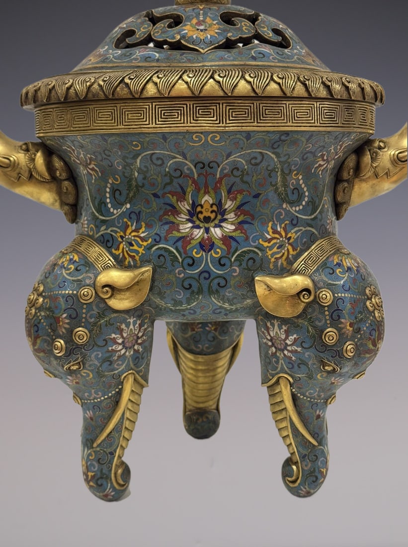 An Exquisite Cloisonne Lotus Pattern Double-Ears and Tripod Censer - 4