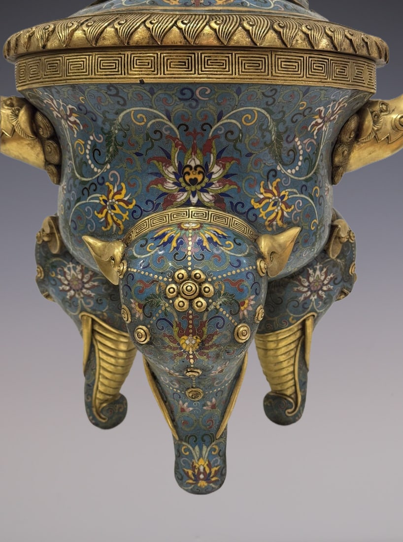 An Exquisite Cloisonne Lotus Pattern Double-Ears and Tripod Censer - 7