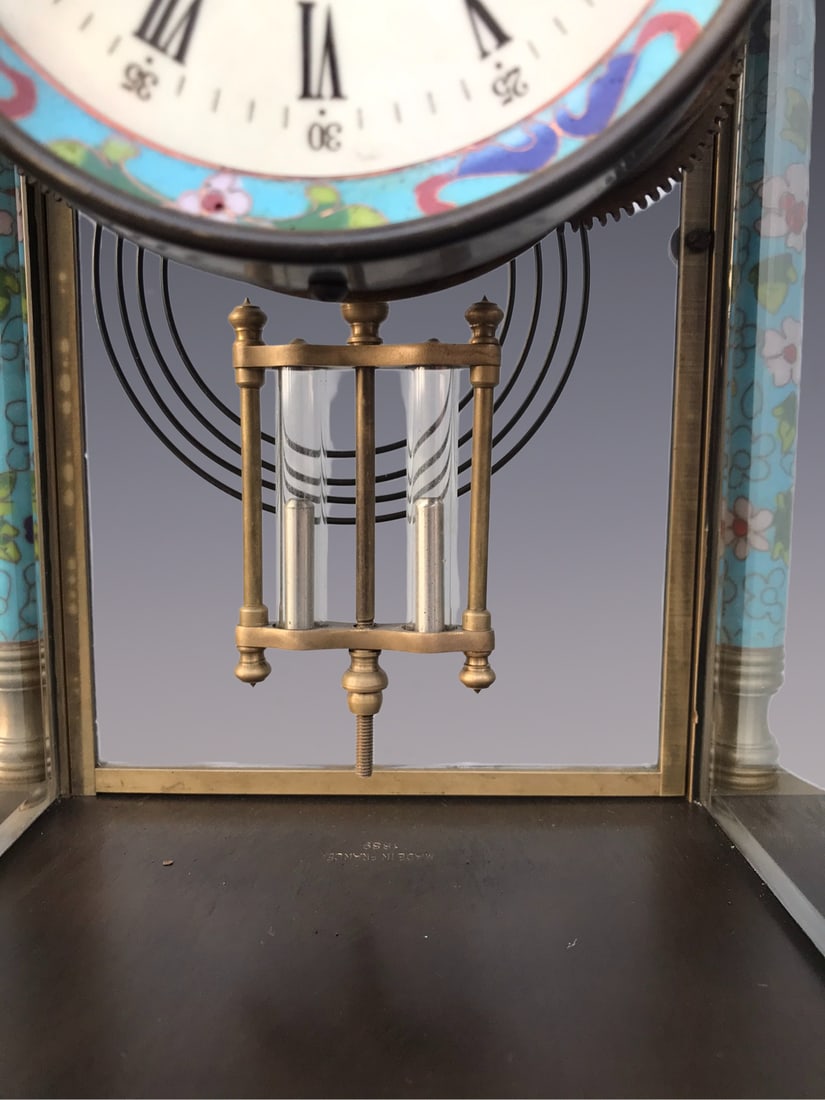 An Exquisite Bronze Lotus Pattern Clock - 5
