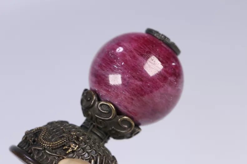 A beautiful Qing Dynasty ruby hat top - 7