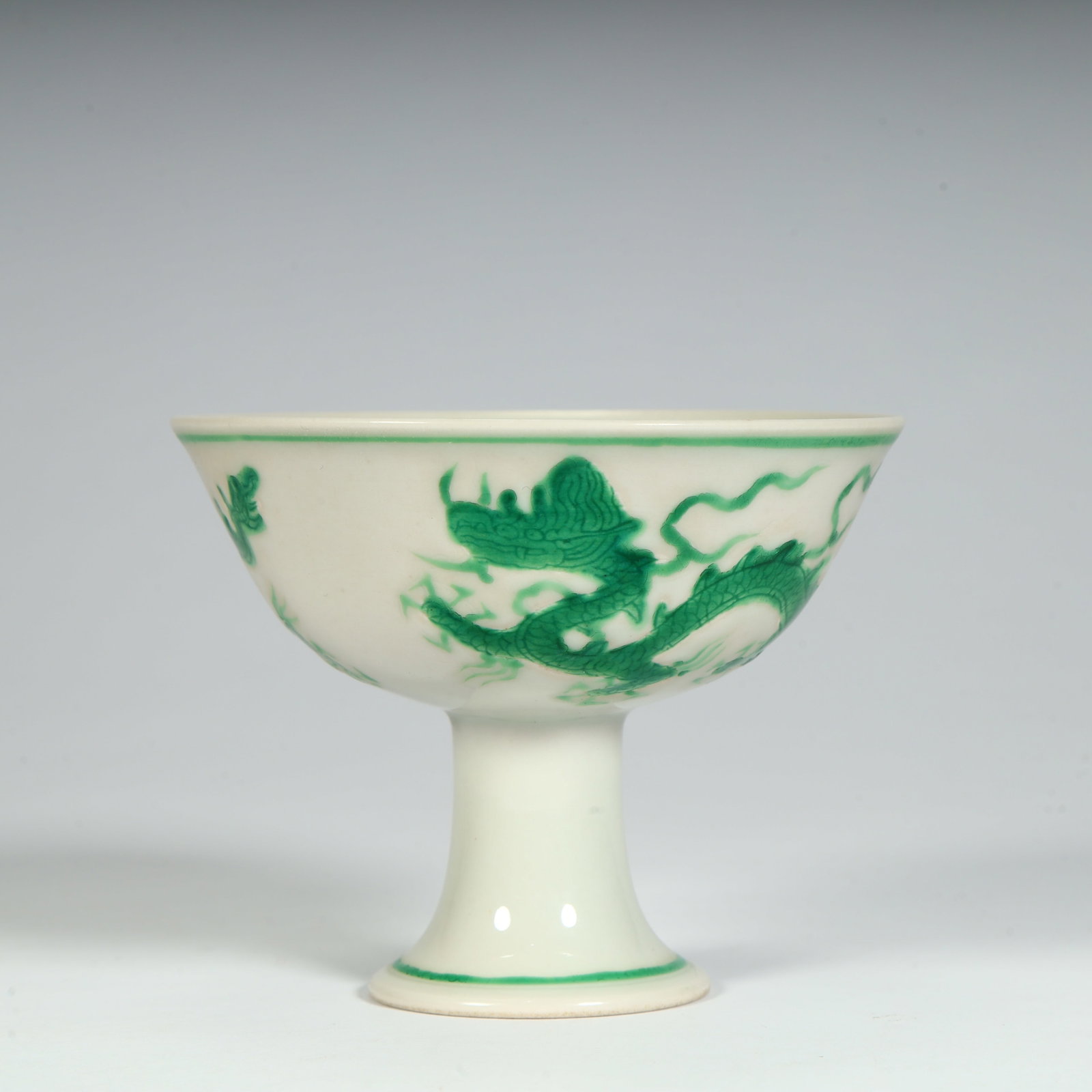 A beautiful Ming Chenghua green dragon-patterned stemmed cup (1 of 10)