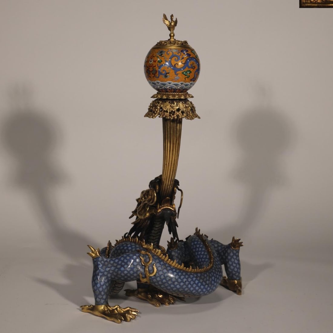 A beautiful Qing dynasty finely cast bronze-inlaid cloisonn?? cloisonn?? enamel with a dragon: Qing dynasty finely cast copper body cloisonne cloisonne enamel Azure Dragon playing with pearls incense burner ornamentSIZE:H:62cm W:40cm W:12.5kg(The Dimensions Of All Batches Are Manually Measured.