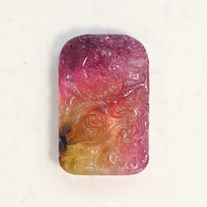 A beautiful Qing Dynasty tourmaline dragon pattern plaque (1 of 4)