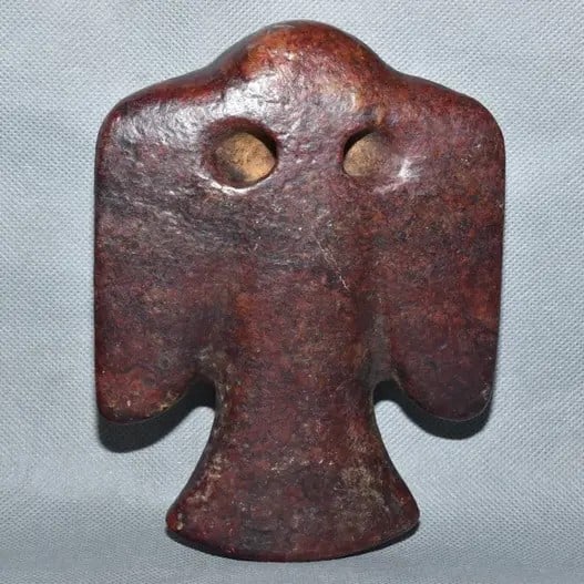 A beautiful Hongshan culture river mill jade bird (1 of 2)