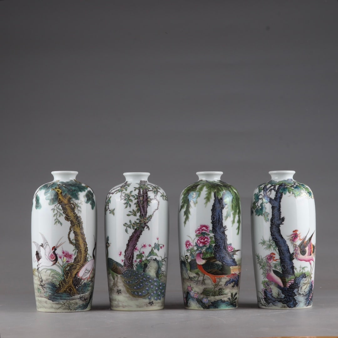 A fine Qing Dynasty Qianlong enamel vase with colorful floral and bird poetry and prose patterns: Qing Dynasty Qianlong enamel floral and bird-patterned poetry vaseSIZE:H:19 cm D:8.5 cm(The Dimensions Of All Batches Are Manually Measured.If You Need More Detailed Information, Please Contact Our Cu