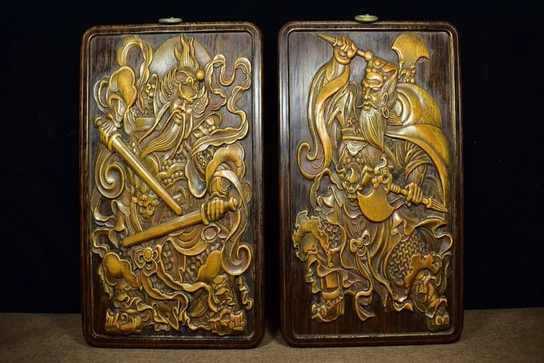 A beautiful Qing Dynasty ebony inlaid bamboo reed door god plaque: Qing Dynasty ebony wood inlaid with bamboo reed door god plaquesSIZE:L:20cm W:2cm H:35cm W:2926g(The Dimensions Of All Batches Are Manually Measured.If You Need More Detailed Information, Please Conta