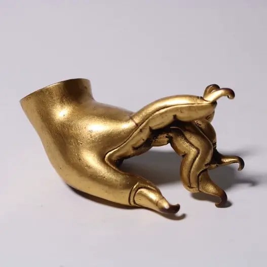 A fine Qing Dynasty gilt bronze fragment Buddha hand (1 of 9)