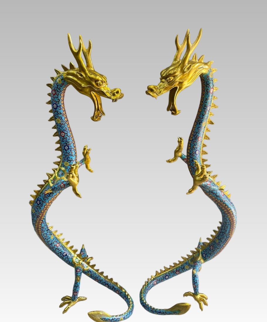 A fine Qing Dynasty copper-plated cloisonn?? enamel with four claws standing dragon: Qing Dynasty bronze-bodied cloisonne cloisonne four-claw standing dragonSIZE: H:120cm D:50cm Single W: 12kg(The Dimensions Of All Batches Are Manually Measured.If You Need More Detailed Information, P