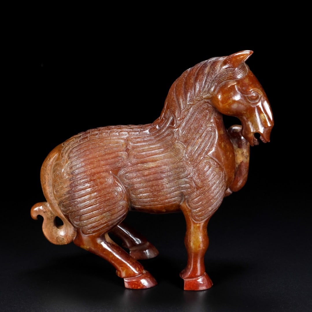 A fine Han Dynasty Hetian jade horse (1 of 9)