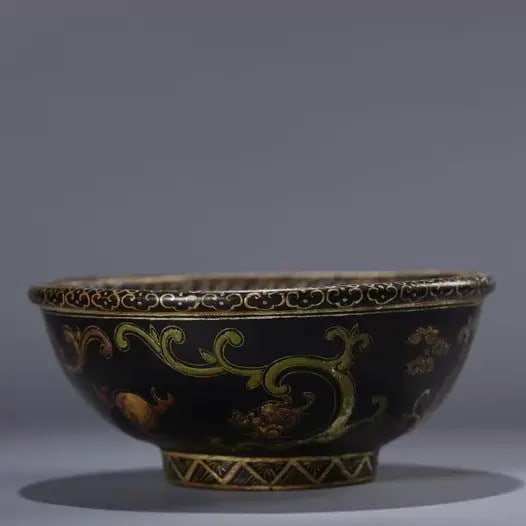 A fine Qing Dynasty old bamboo filigree gilded lacquerware bowl with gold [Grass Dragon Pattern]: Qing Dynasty old bamboo thread gilded lacquerware bowl with gold brush [grass dragon pattern] bowlSIZE:H:5cm D:12cm W:72g(The Dimensions Of All Batches Are Manually Measured.If You Need More Detailed 