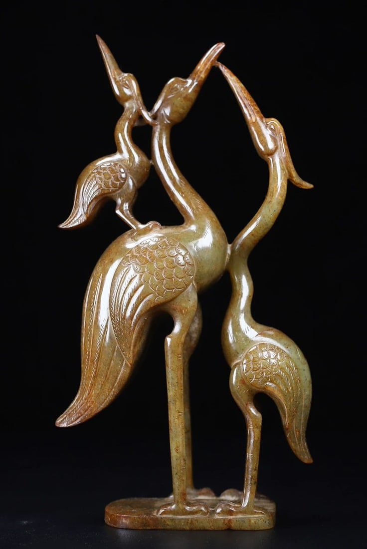 A beautiful Han Dynasty Hetian Jade Phoenix bird (1 of 7)