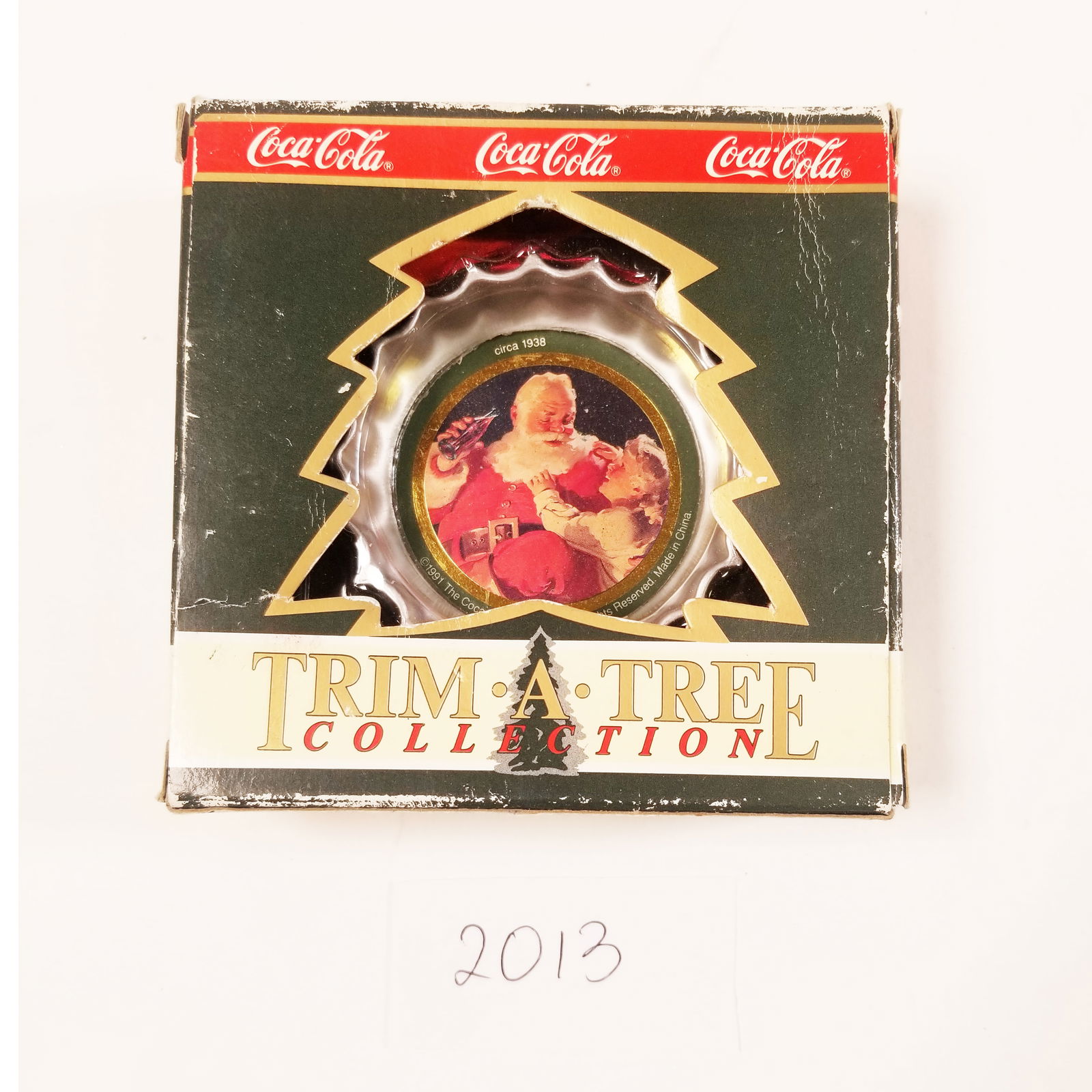 Coca-Cola Trim-A-Tree Collection 1991 Santa Claus Coke Bottle Cap: Coca-Cola Trim-A-Tree Collection 1991 Santa Claus Coke Bottle Cap - 3in