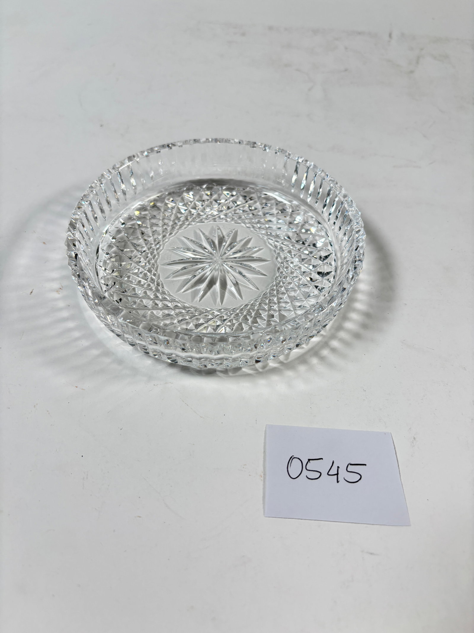 Vintage Waterford Crystal "Colleen" Bottle Coaster: Elegant vintage Waterford Crystal bottle coaster from the "Colleen" collection, featuring a timeless cut glass design with brilliant clarity. A perfect addition to any barware or crystal collection. I