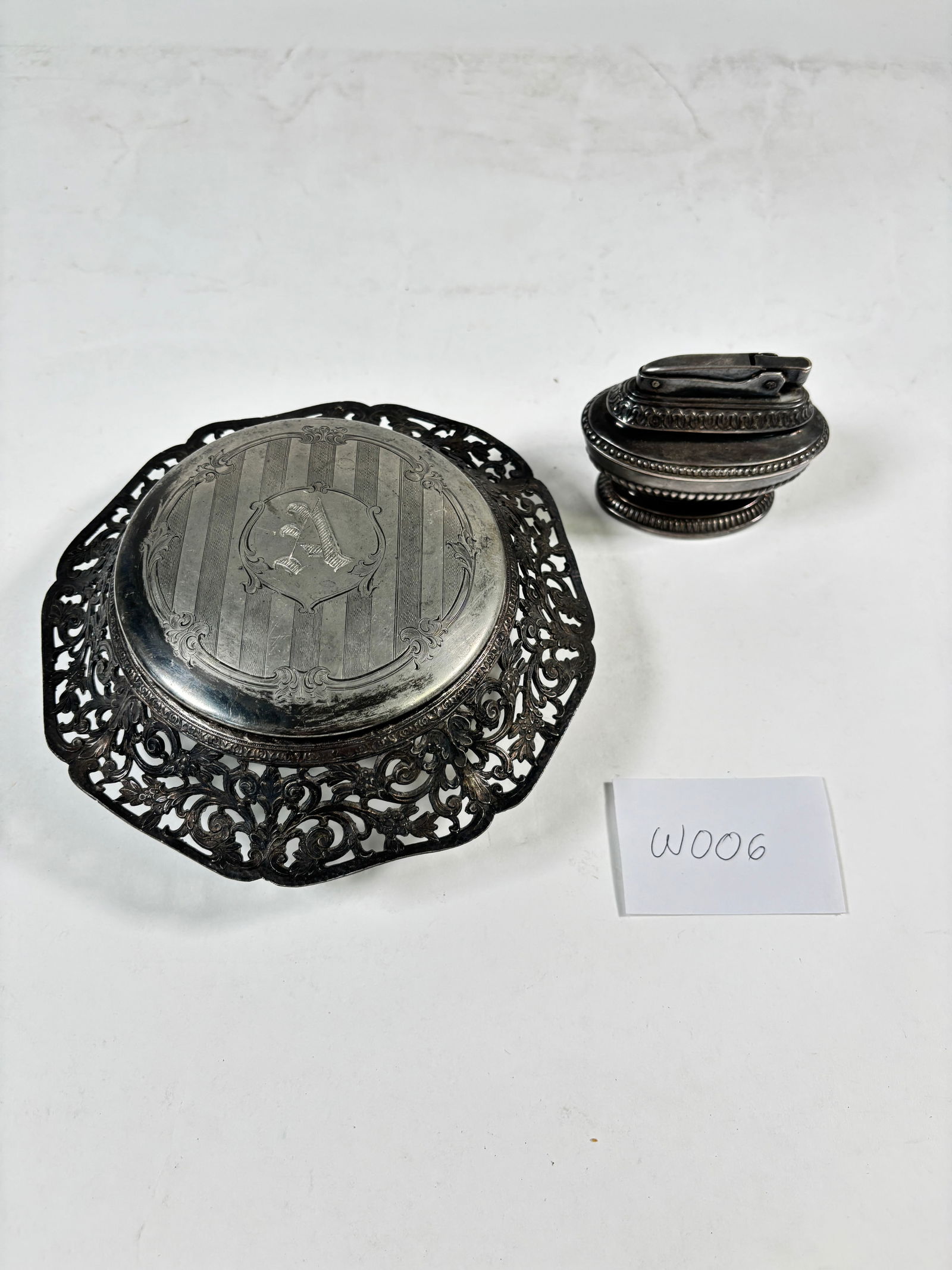 Vintage Ronson Queen Anne Silver Plated Footed Lighter and Forbes Silver Co. Silverplate Dish (1 of 5)