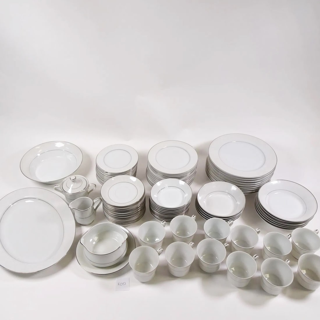 American Limoges "Lace Bouquet" Pattern Fine Porcelain from the Salem Heritage Collection Set for 12 (1 of 20)