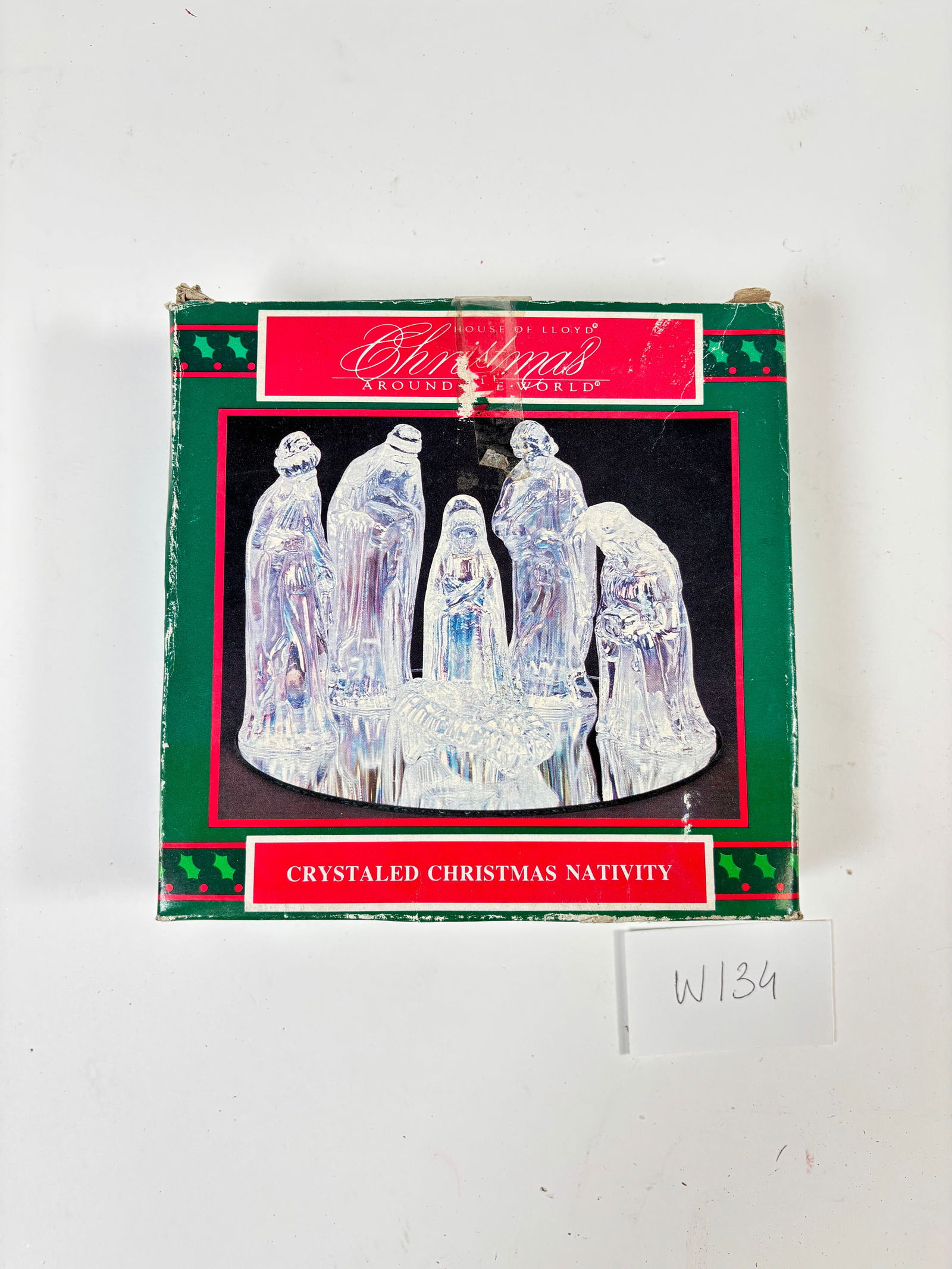 Vintage Crystal House of Lloyd Christmas Around the World Nativity House: Vintage Crystal House of Lloyd Christmas Around the World Nativity House - Sold as-is, condition varies. See photos for details.