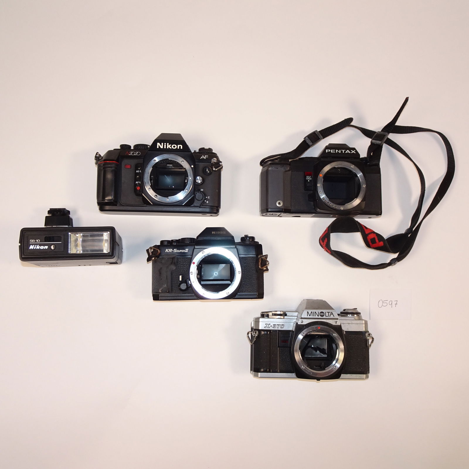 Assortment of Vintage Cameras and Flashes Set of 5 ( Nikon, Pentax, Minolta, and more) (1 of 8)