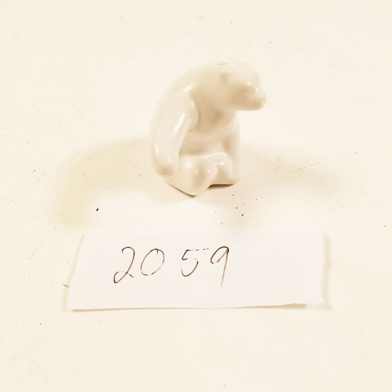 Vintage Collectible Anna-Lisa Thomson Small Ceramic Polar Bear Figurine: Vintage Collectible Anna-Lisa Thomson Small Ceramic Polar Bear Figurine - Sold as-is, condition varies. See photos for details.