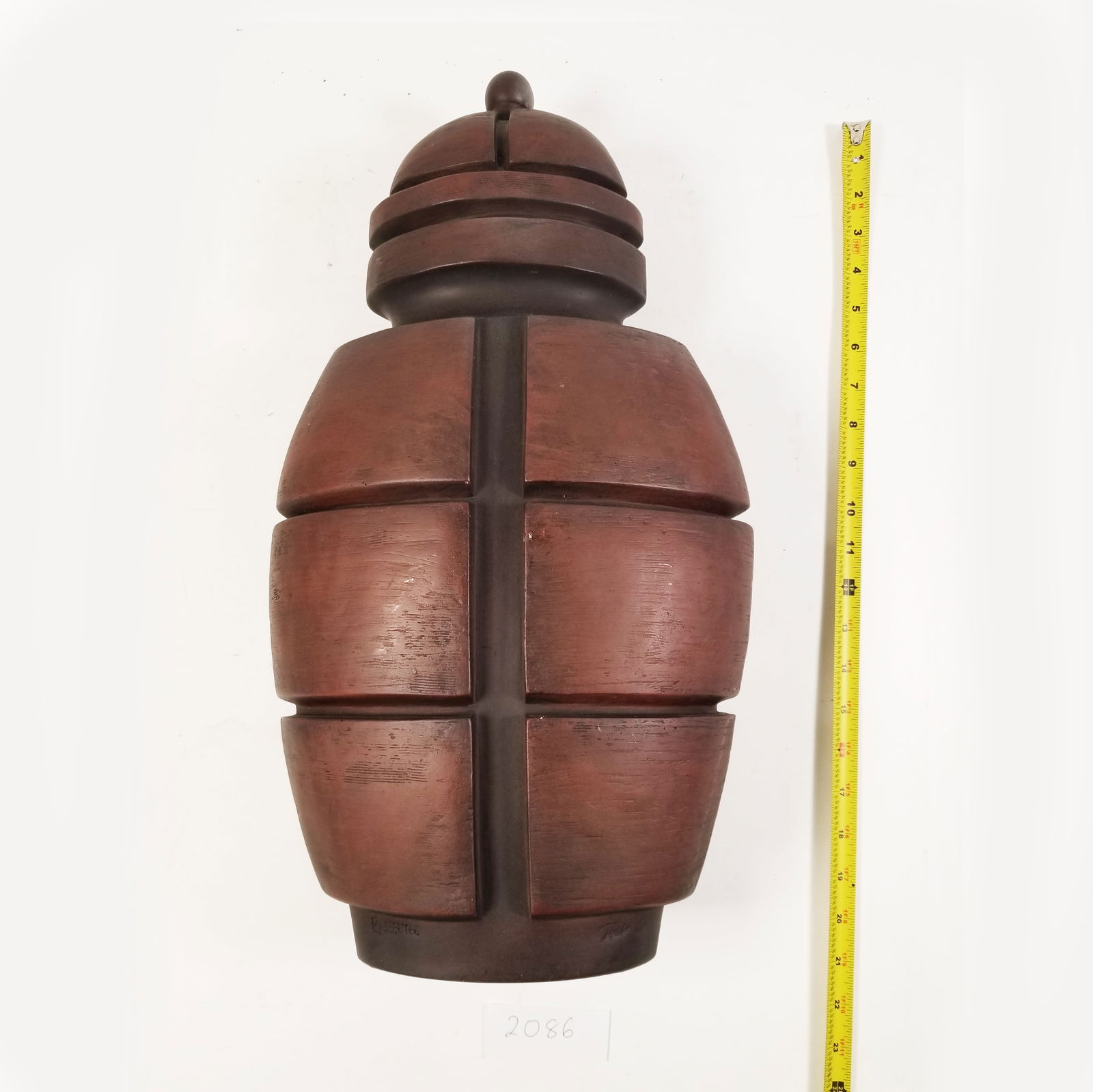 Vintage Carved Wooden Flask Bottle Art Piece: Vintage Wooden Flask Bottle Art Piece- condition varies. See photos for details.