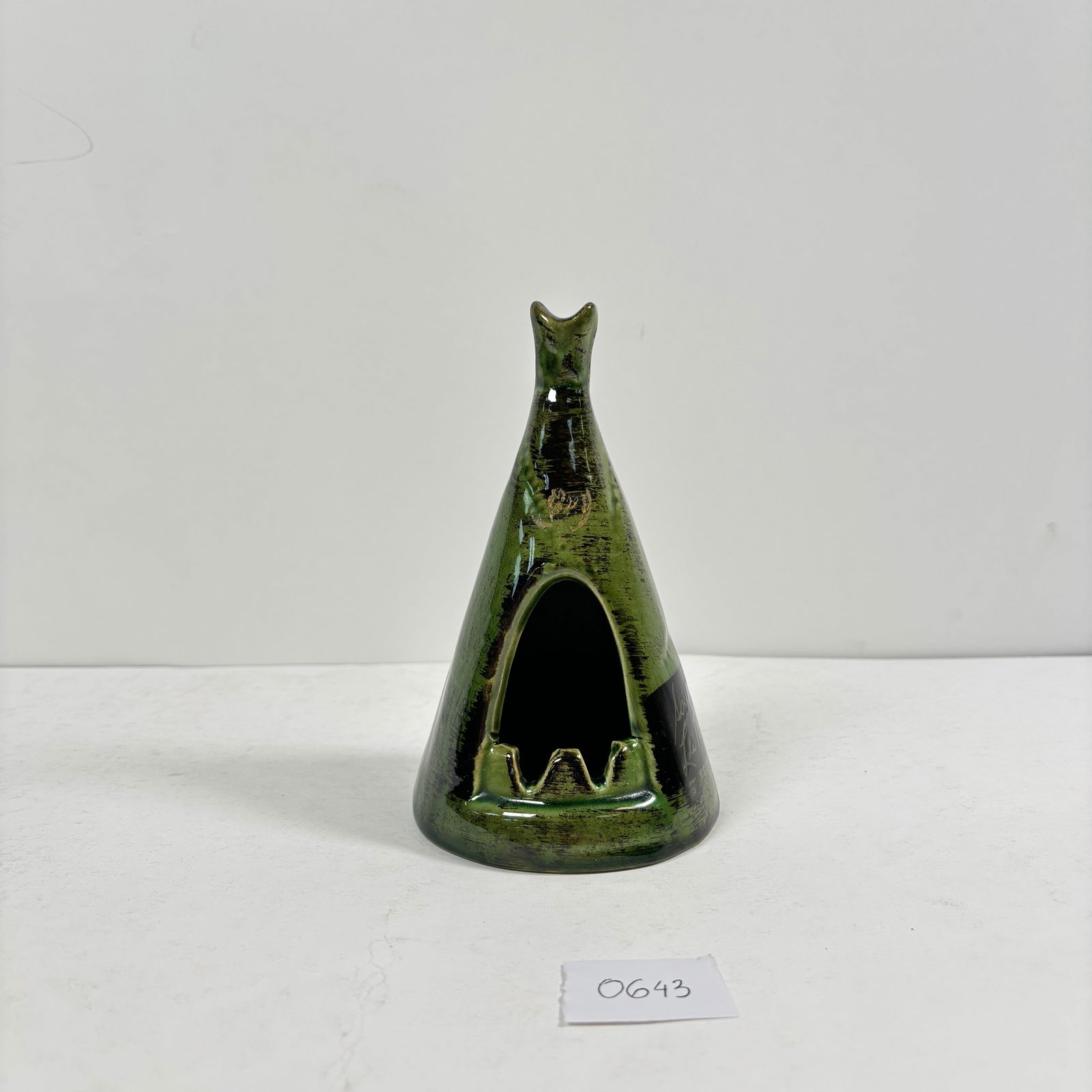 Vintage Ceramic Teepee Green Glaze Ashtray (1 of 4)