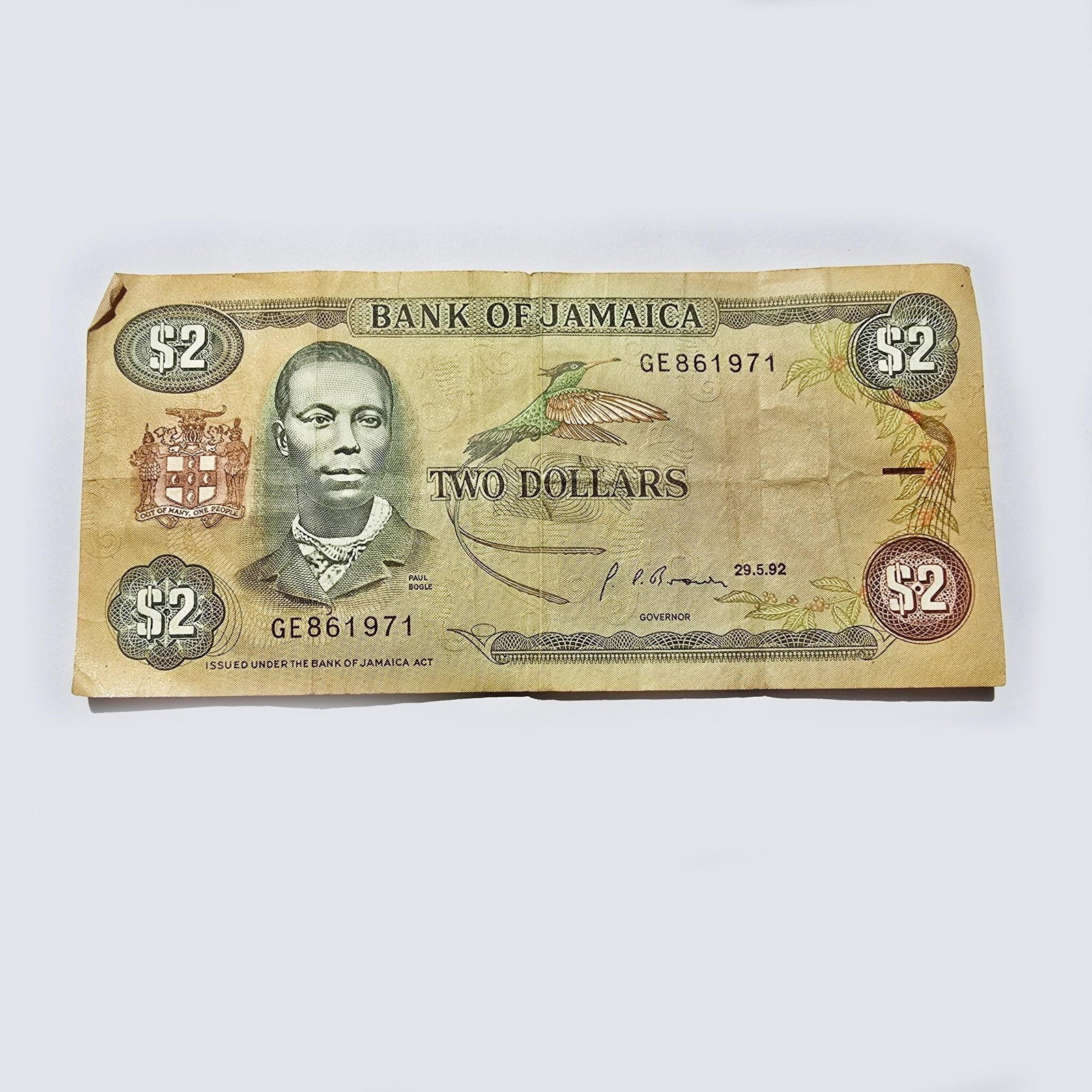 1992 Jamaica 2 Dollars Banknote - Paul Bogle -...: Pick 71a. Original Jamaican $2 banknote issued in 1992 by the Bank of Jamaica. Obverse features national hero Paul Bogle and a doctor bird (swallow-tail hummingbird), while the reverse displays a grou