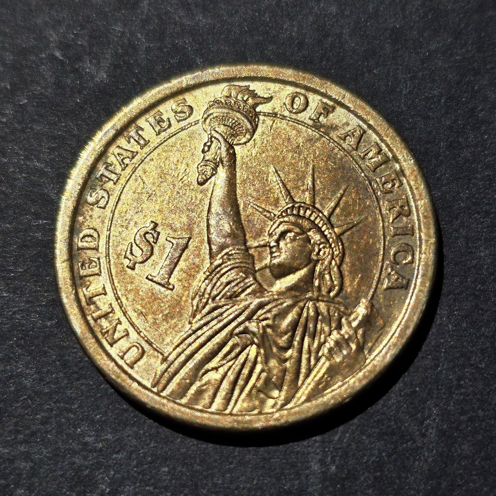 2009 Abraham Lincoln Presidential $1 Coin -... (1 of 2)