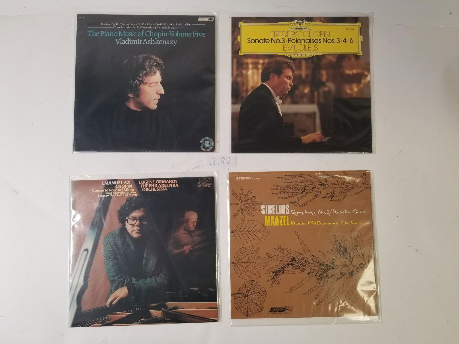 Vintage Vinyl Records Set of 8 (Vladimir... (1 of 4)