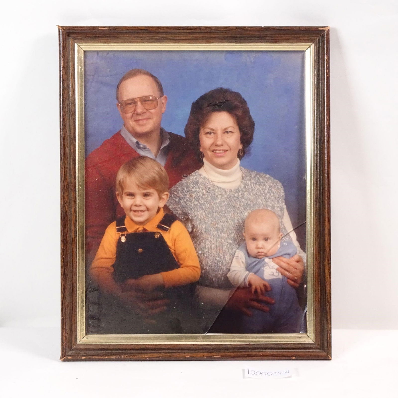 Wooden Frame: A decorative and functional wooden frame, perfect for showcasing a favorite photograph or piece of art. Its natural wood grain adds a touch of rustic warmth and classic charm, complementing a wide ran